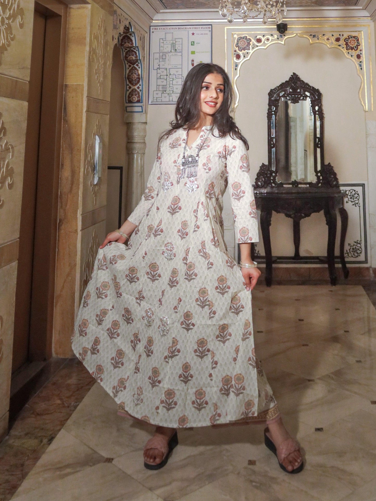 Jamal Jamaloo ivory white self print cotton kurti with palazzo set - Jamal Jamalooworld.com
