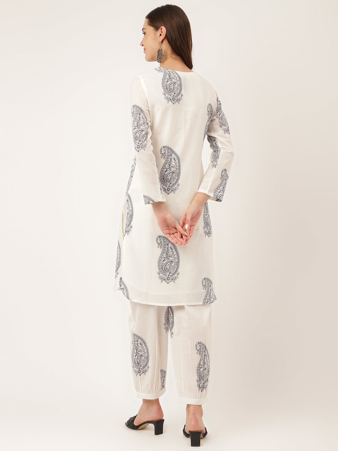 White Paisley Print Cotton Co-ord Set with Mulmul Cotton Lining
