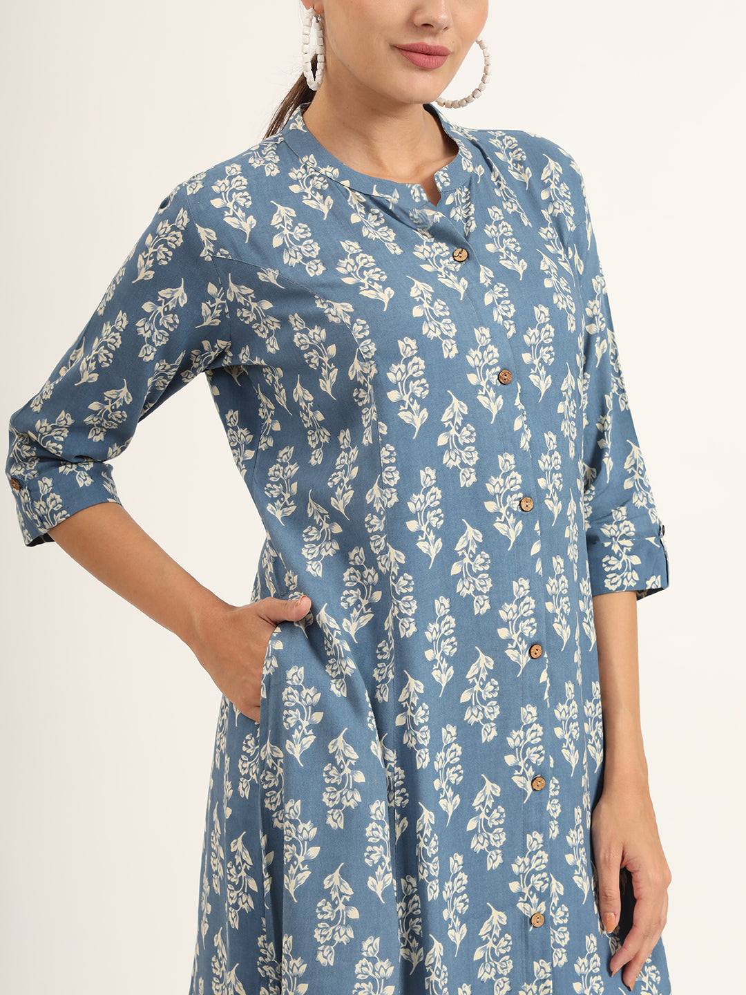 Blue Floral Print Pure Cotton Straight Kurta
