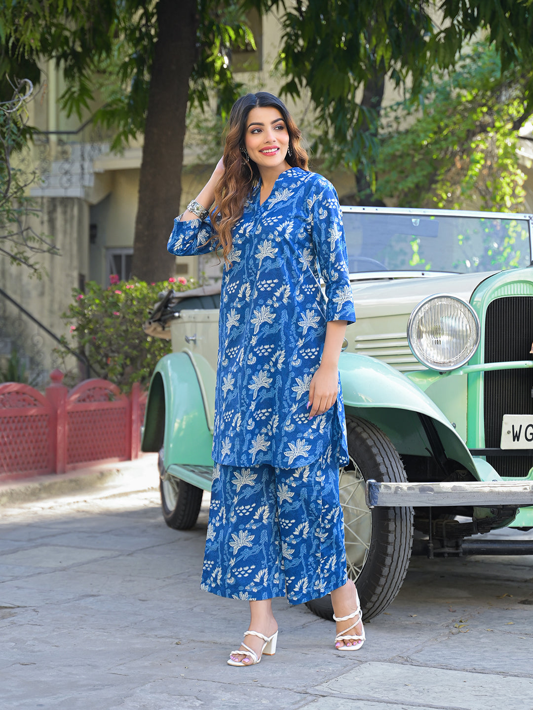 Blue Floral Print Cotton Fabric Kurta with Pant