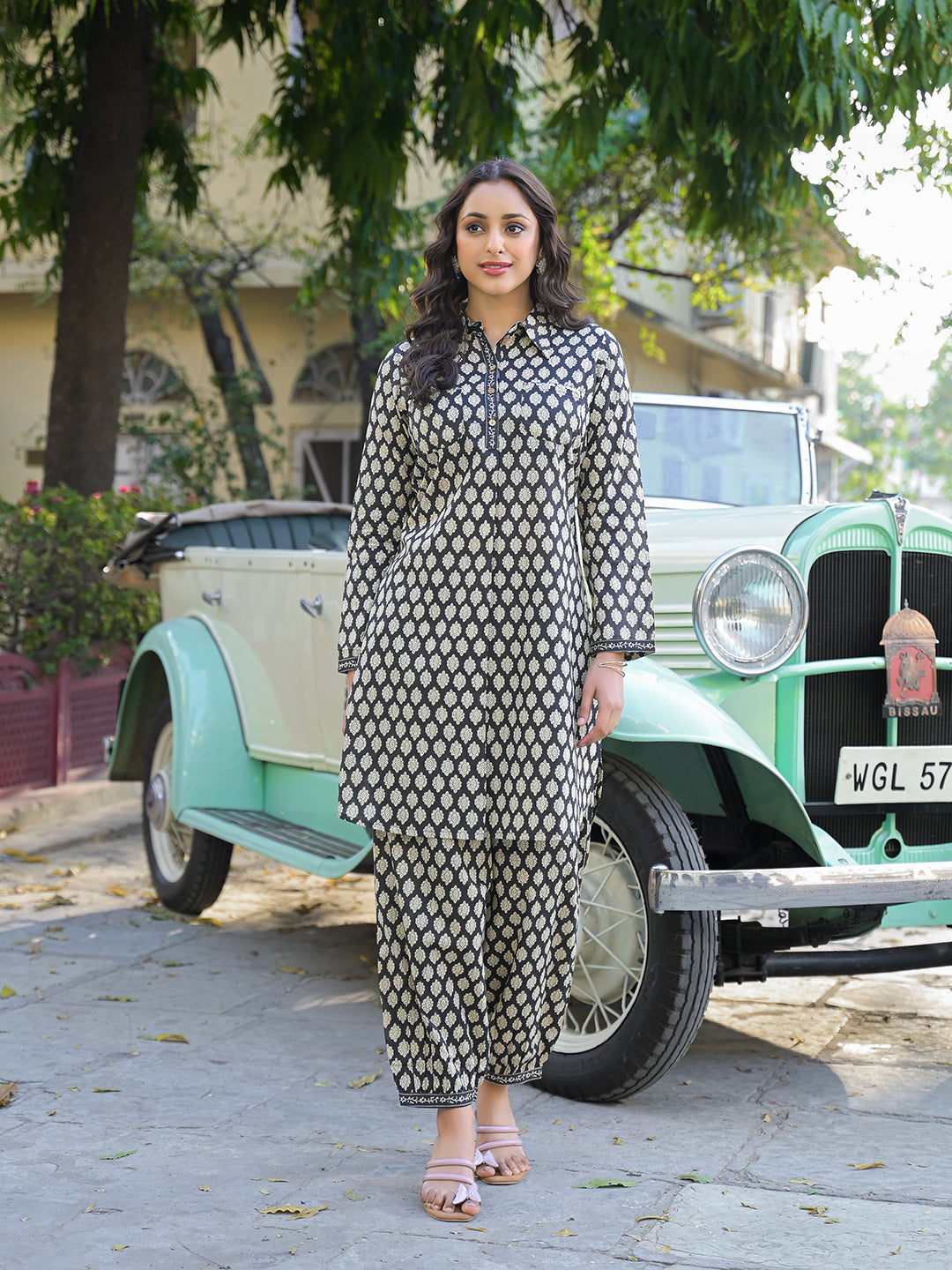Black Ethnic Printed Cotton Fabric Shirt Kurta With Trouser