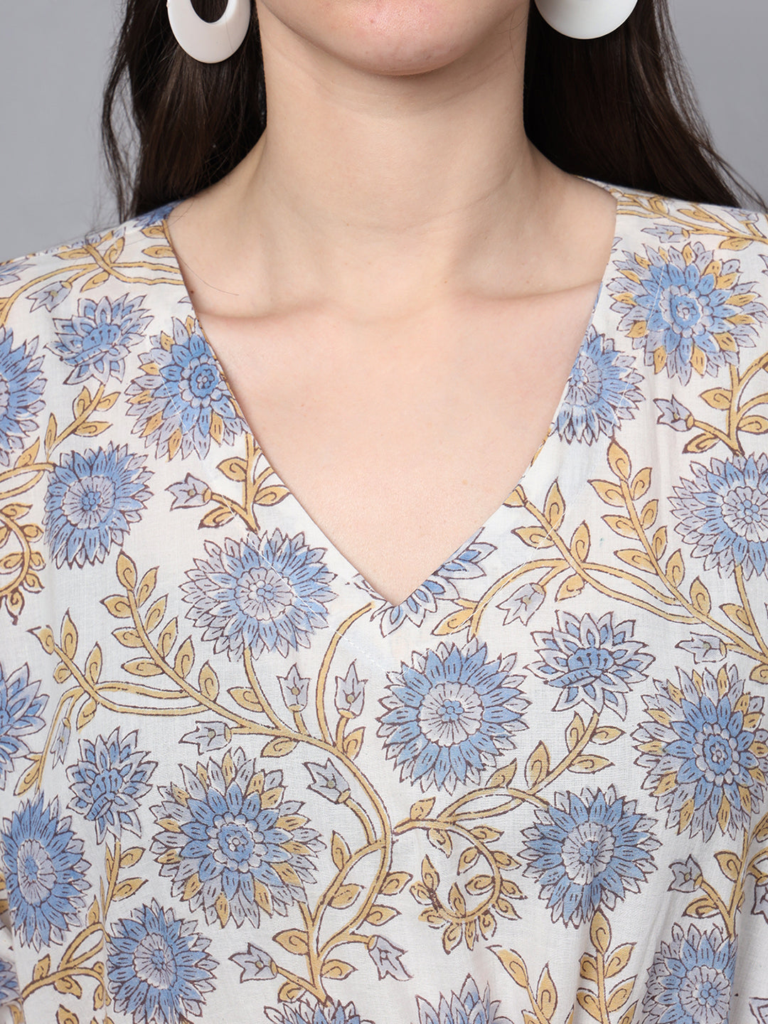 White And Blue Floral Print Kaftan