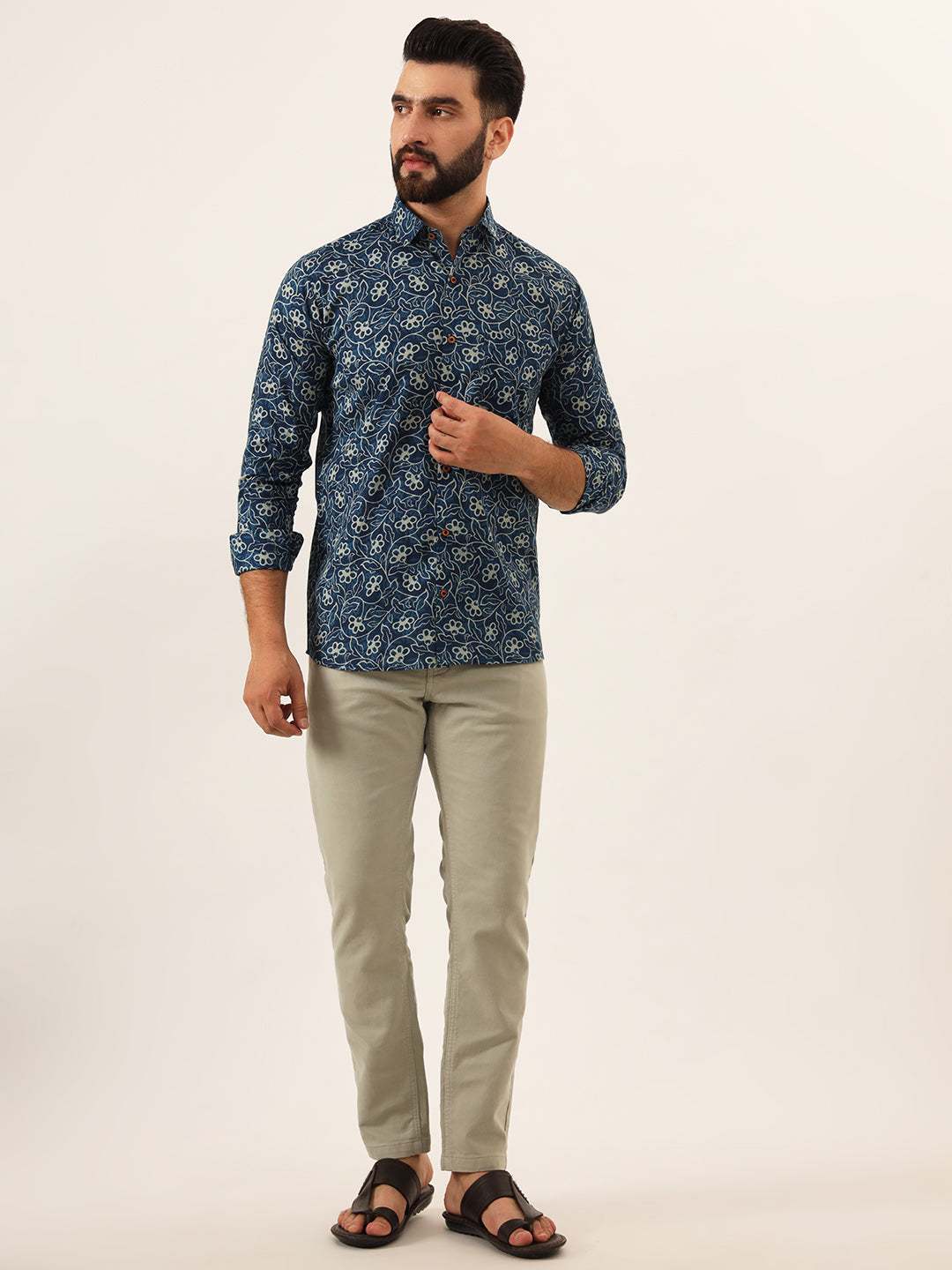 MEN Blue Floral Print Pure Cotton Regular Fit Casual Shirt