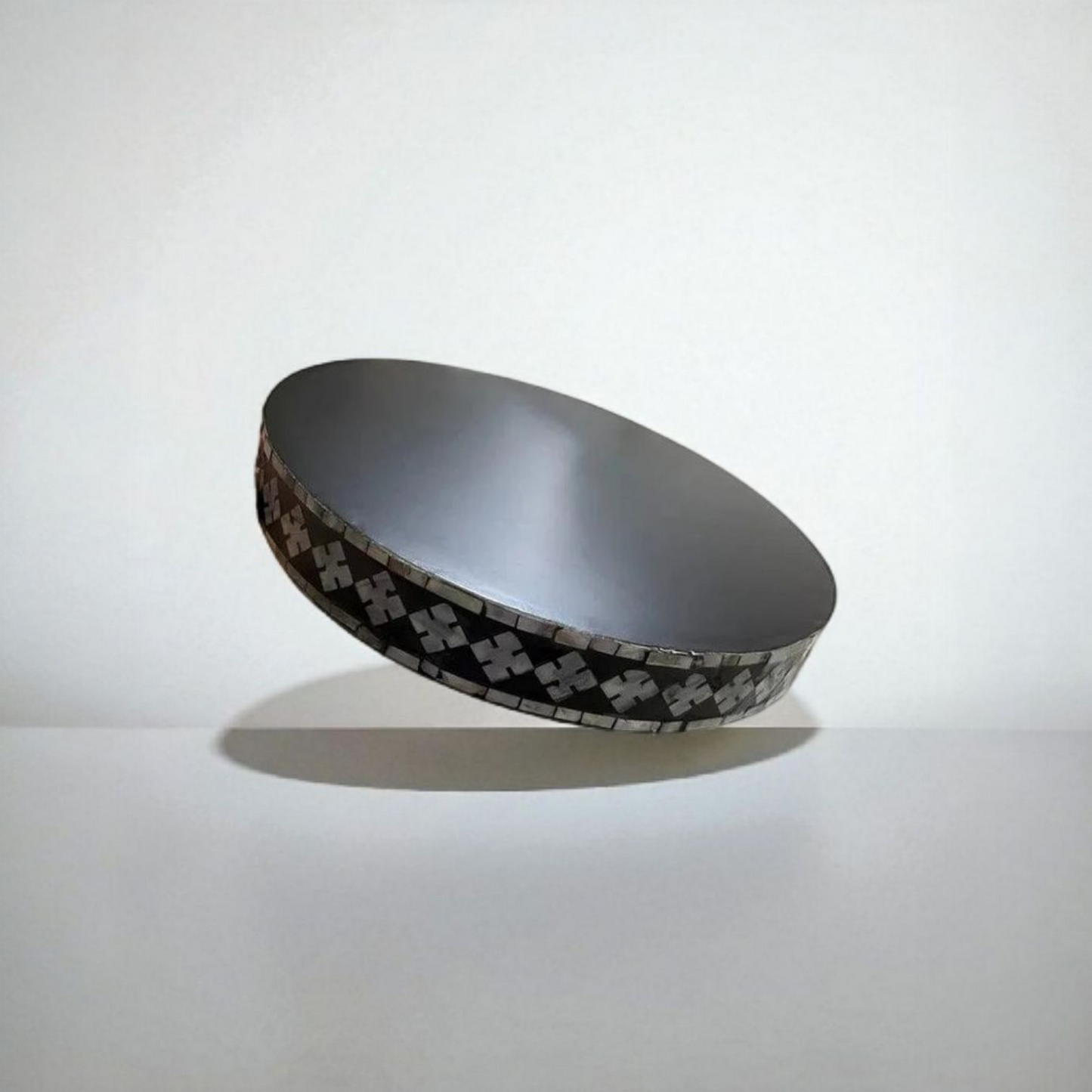 Lustrous Bloom Wooden Mother of Pearl Inlay Tray