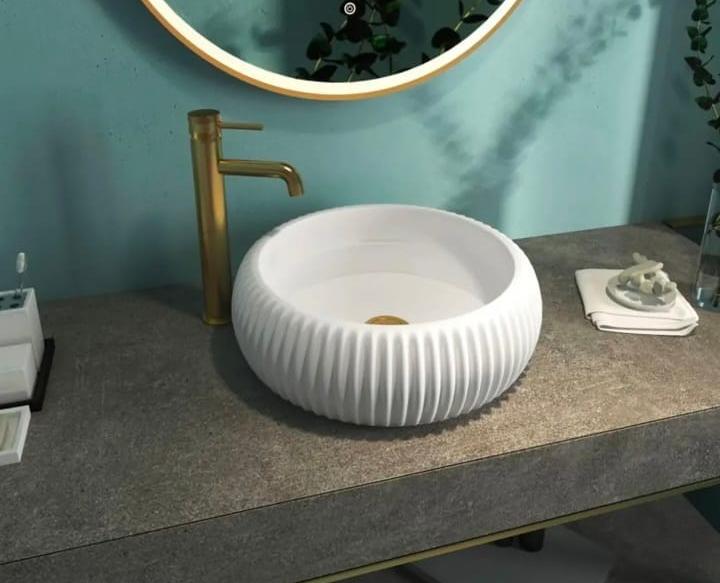 White Marble Scalloped Basin