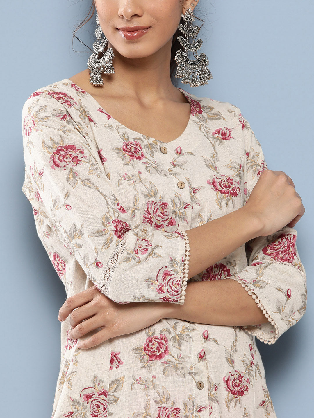 Off White Women Floral Printed Cotton Kurta