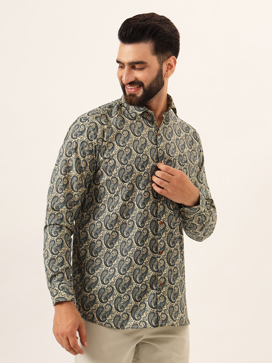 MEN Blue Paisley Print Pure Cotton Regular Fit Casual Half Sleeve