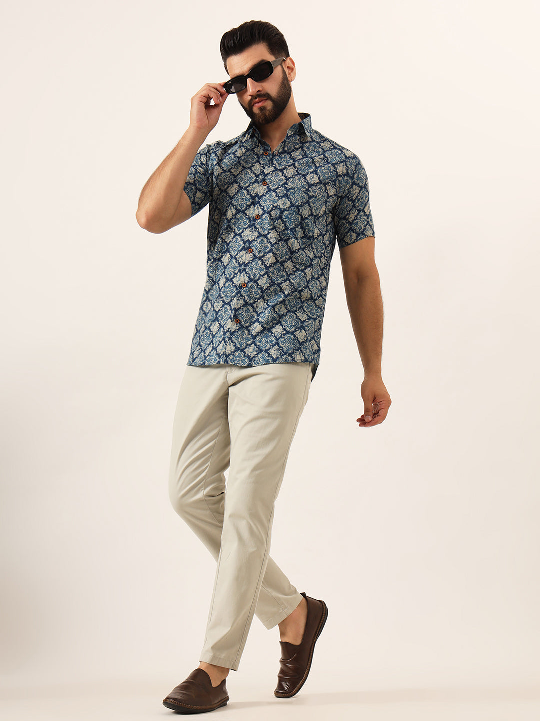 MEN Blue Geometric Pure Cotton Regular Fit Casual Half Sleeve