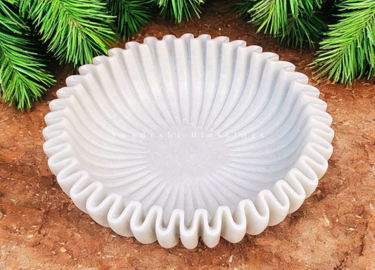 White Ruffle Marble Scalloped bowl