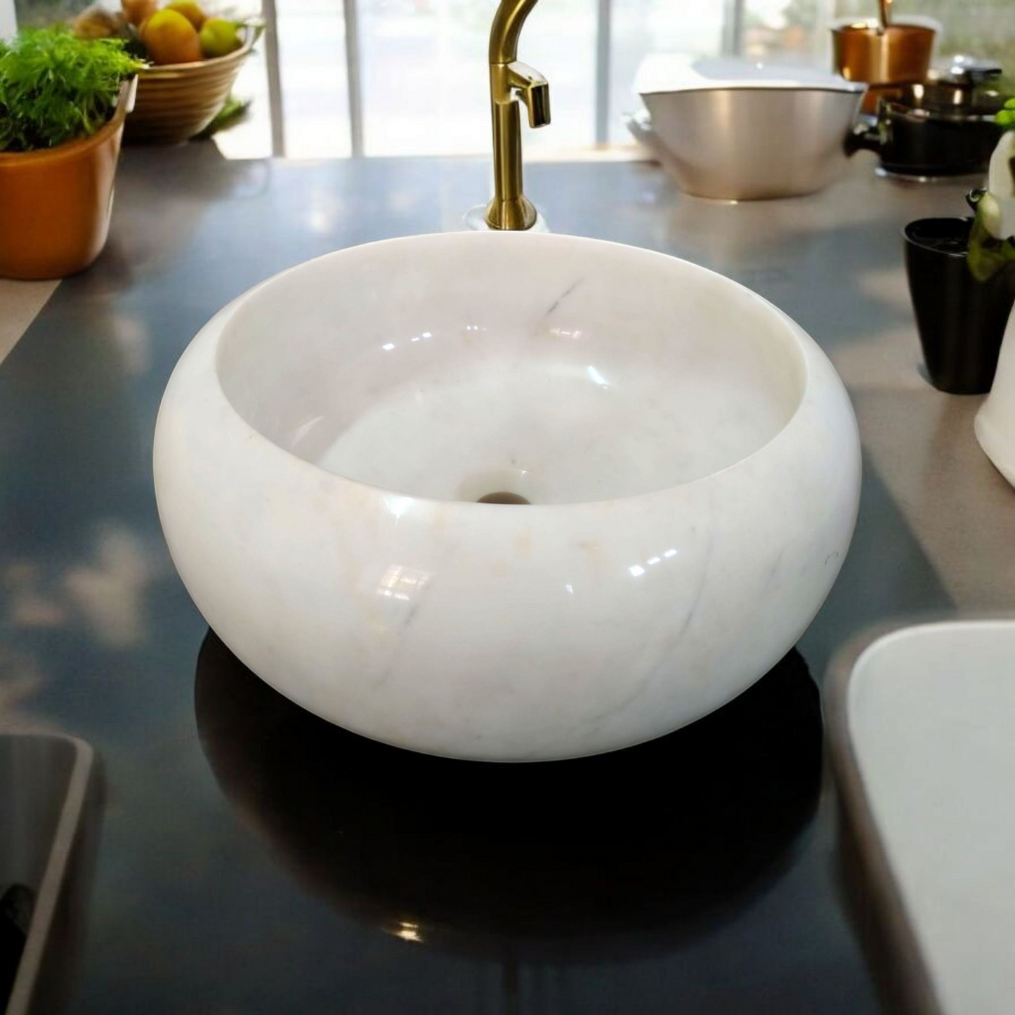 Classic Round White Marble Basin