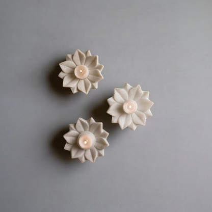 Marble Flower Shape Tealight Holder