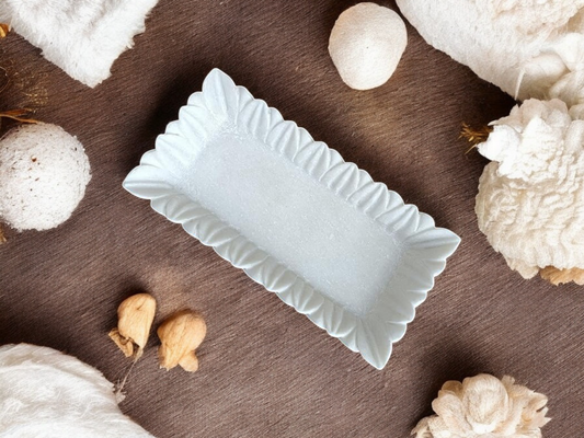 White Marble Ruffle wave ribbed fruit bowl/tray.